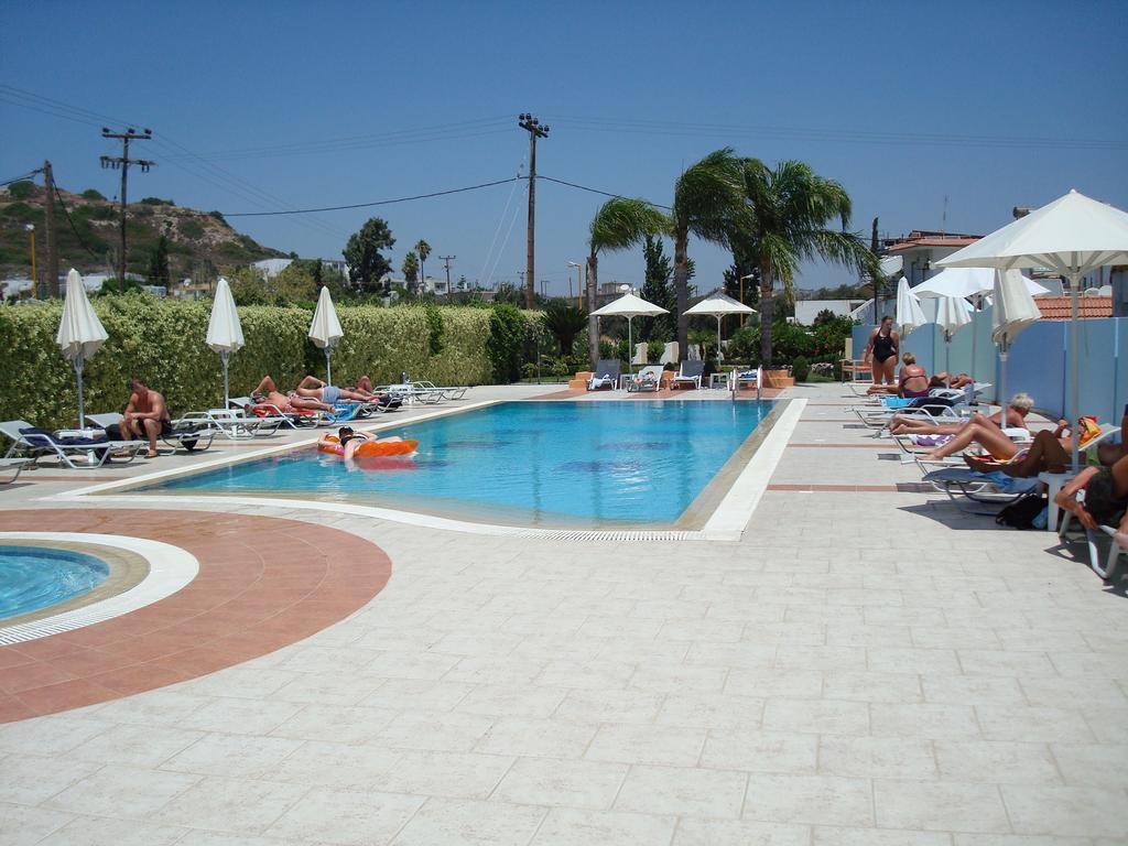 Sun Maris Aparthotel Фалираки Екстериор снимка